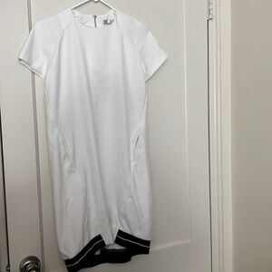 Zara white dress size: M